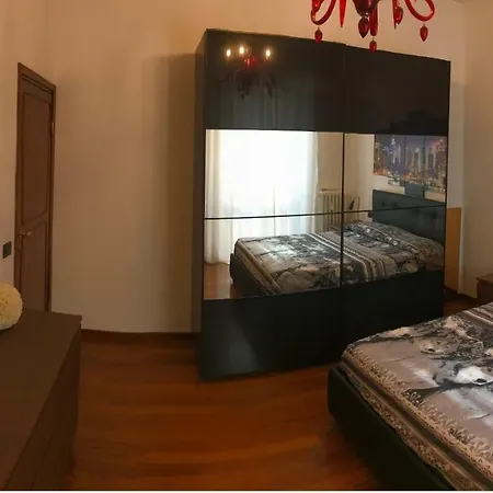 Mirandola *